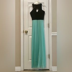 Crystal Doll Black Green Long Maxi Formal Dress Size 5